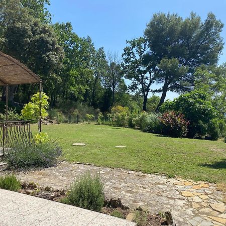 Les Oliviers Villa Vaugines Exterior photo