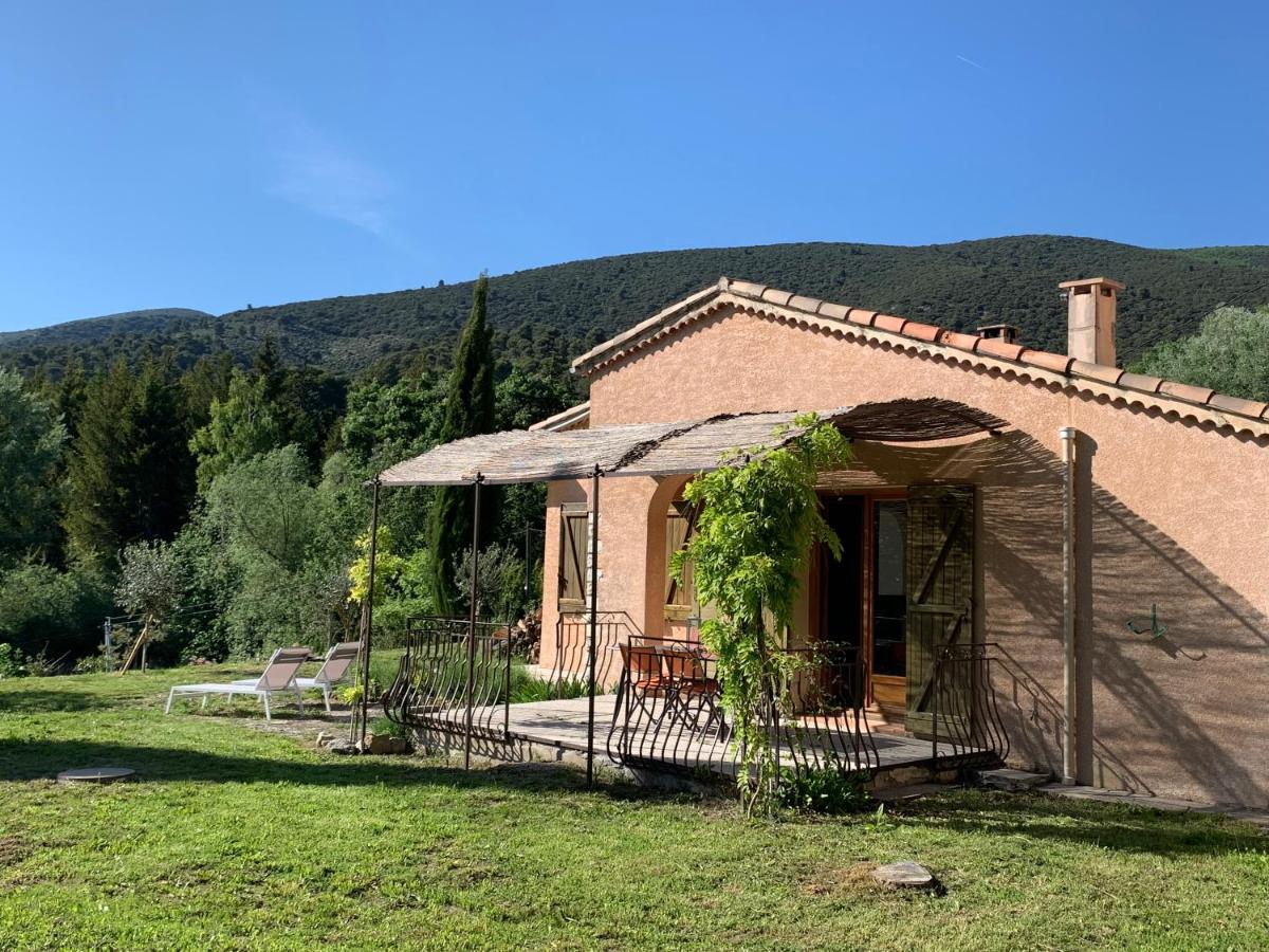 Les Oliviers Villa Vaugines Exterior photo