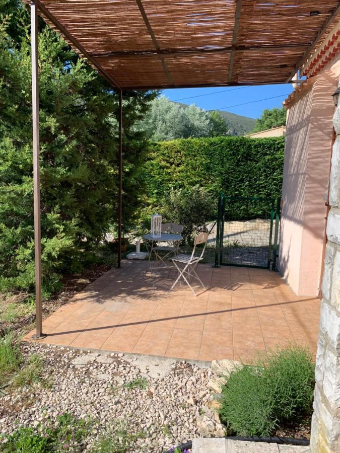 Les Oliviers Villa Vaugines Exterior photo