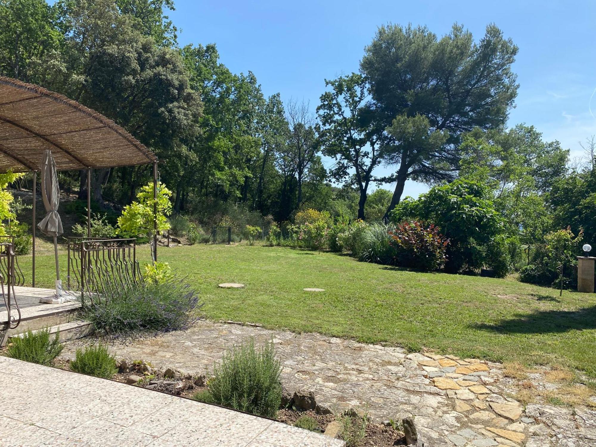 Les Oliviers Villa Vaugines Exterior photo